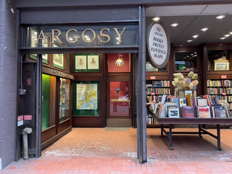 NYC's Bookstores Every Book Lover Should Visit
