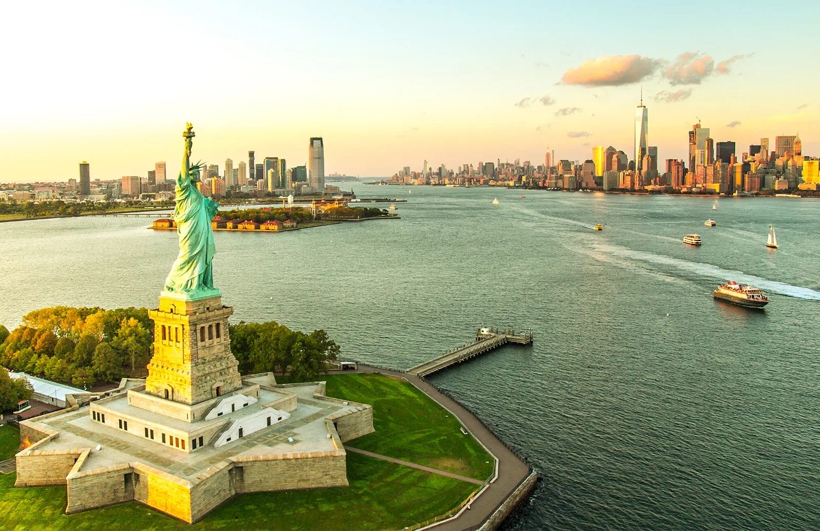 statue of liberty | New york city attractions