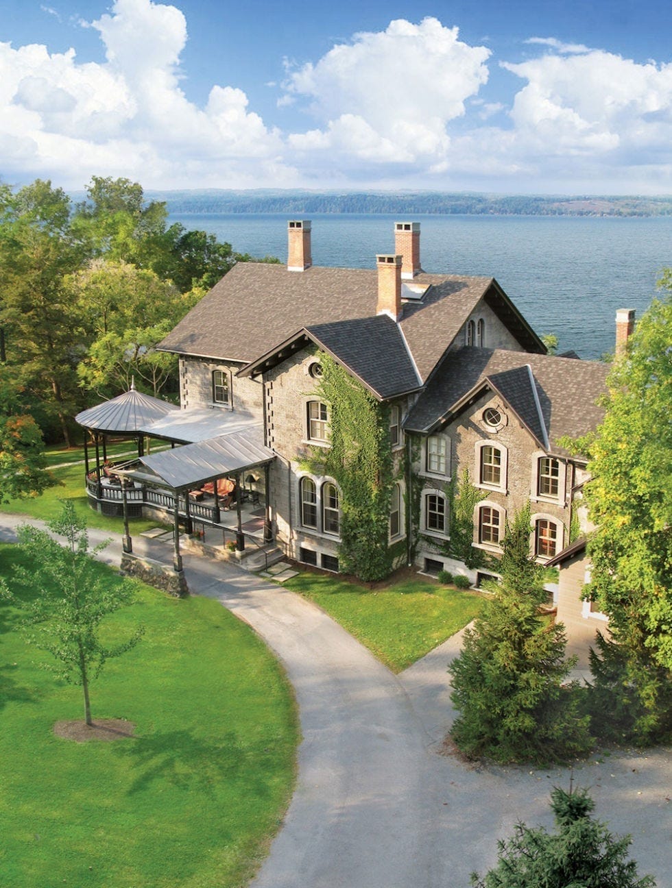 Charming property on the shores of a lake in Aurora, New York, perfect for relaxation and enjoying nature.