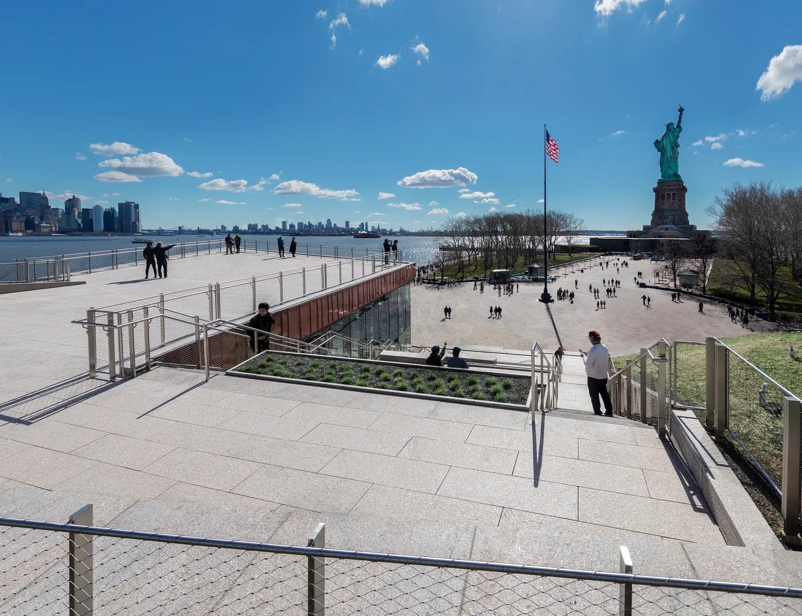 walk around Liberty island