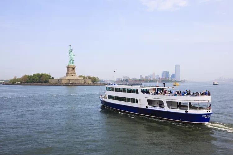 City Cruises - Romantic Date at the Statue of Liberty